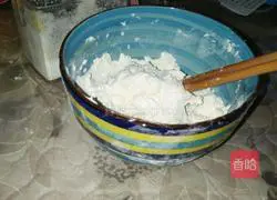 Illustration of how to make homemade pancakes 2