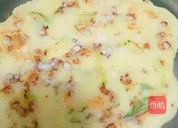 Seafood Cake Illustration of how to do it 4