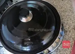 Illustration of how to make pan-fried prune meatloaf 9