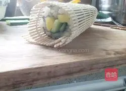 Sushi recipe illustration 5