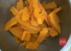 Illustration of how to make pumpkin cake 1