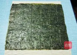 Illustration of how to make meat floss and ham sushi 2