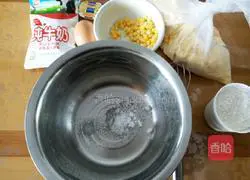 Illustration of how to make small corn cakes 1