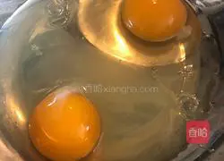 Illustration of how to make toon and sea cucumber pancakes 2