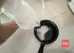 Illustration of how to make jujube egg yolk cake 2