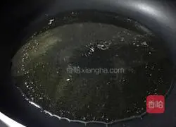 Illustration of how to make egg and scallion pancakes 7