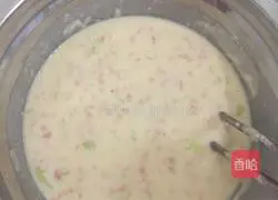 Illustration of how to make egg sausage cake 2