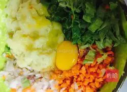 Illustration of how to make pastoral potato pancakes 7