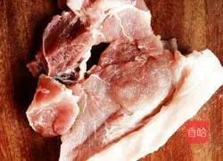 Illustration of how to make prune meatloaf 2