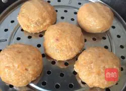 Illustration of how to make carrot pulp cake 4