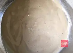 Illustration of how to make banana milk waffles 10