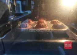 Chocolate Cake Recipe Illustration 18