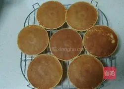 Illustration of how to make sweet potato waffles 10