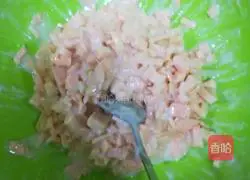 Illustration of how to make sweet potato pancakes 1