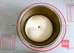 Illustration of how to make salt and pepper sesame pancakes 4