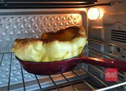 Simple and beautiful—Illustration of how to make a low-calorie version of Dutch waffles 5