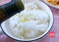 Illustration of how to make shrimp sushi 5