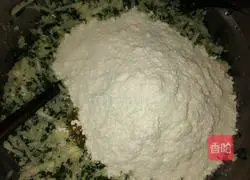 Illustration of how to make bean dregs pancakes 4