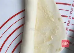 Illustration of how to make hot noodle pie 5