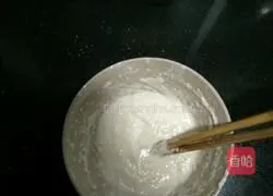 Illustration of how to make egg pancakes 2