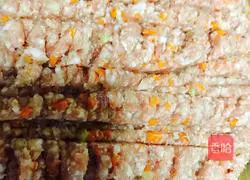 Illustration of how to make steamed meat pie 5