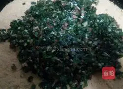 Illustration of how to make chive paste cake 15