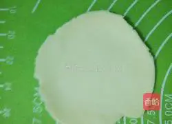 Illustration of making sesame pancakes stuffed with mushrooms and meat 21