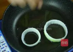 How to make onion egg pancakes Illustration 10