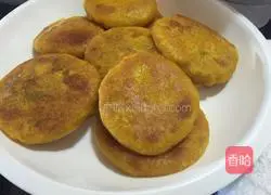 Illustration of how to make two pumpkin cakes 7