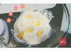 Cheese Illustration of how to make onion scones 2