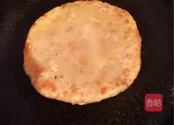 Pork and green onion stuffing Illustration of how to make cakes 11