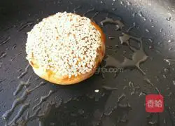 Illustration of how to make sesame sesame pancakes 11