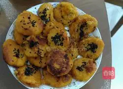 Illustration of how to make sweet potato pancakes 6