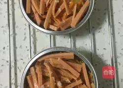 Illustration of how to make egg pancakes 3