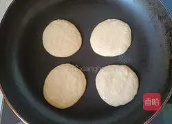 Rice Apple Waffle Recipe Illustration 7