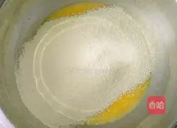 Illustration of how to make matcha cake roll 5