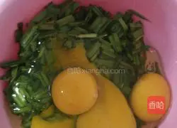 Illustration of how to make egg pancakes 2