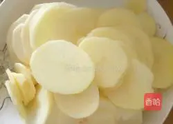 Potato and Carrot Love Cake Recipe Illustration 1