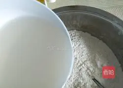 Illustration of how to make Baiji Pancake (Roat Cake with Moist Pancake) 1