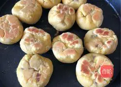 Illustration of how to make mung bean cake 26