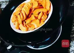 Illustration of how to make pumpkin cake 2