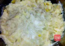 Illustration of how to make potato banana cake 4