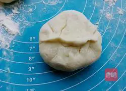 Illustration of how to make dough sugar cakes 8