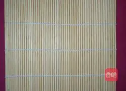 Illustration of how to make ham and meat floss sushi 2