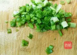 Illustration of how to make egg pancakes 3