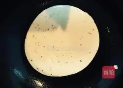 Illustration of how to make egg pancakes 5