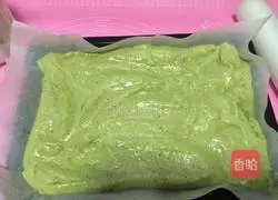 Illustration of how to make matcha cream cake roll 5