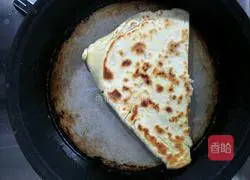 Illustration of how to make Xianghe meat patties 16