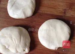 How to make green onion pancakes 3