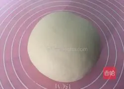 Illustration of how to make lotus leaf cake with meat 1